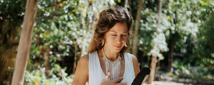 Biodecodification Therapy with Maja