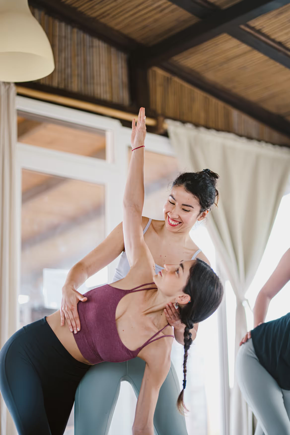 Floripa Summer Play: Yoga, Acro & Inversions