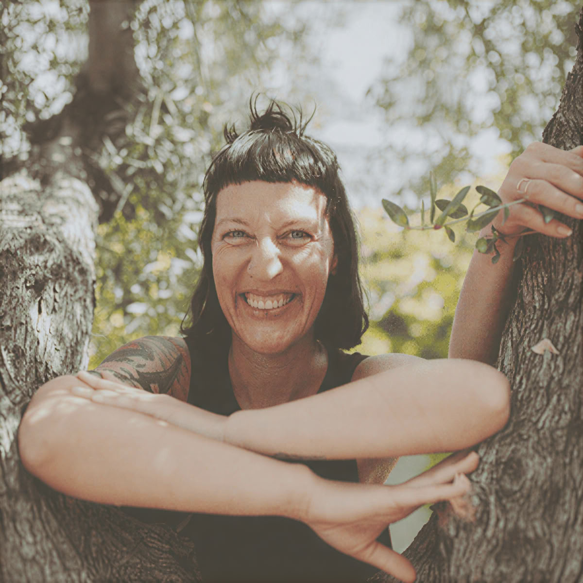 30-Hour Bhakti Yoga Teacher Training in Sicily | Essence of Love