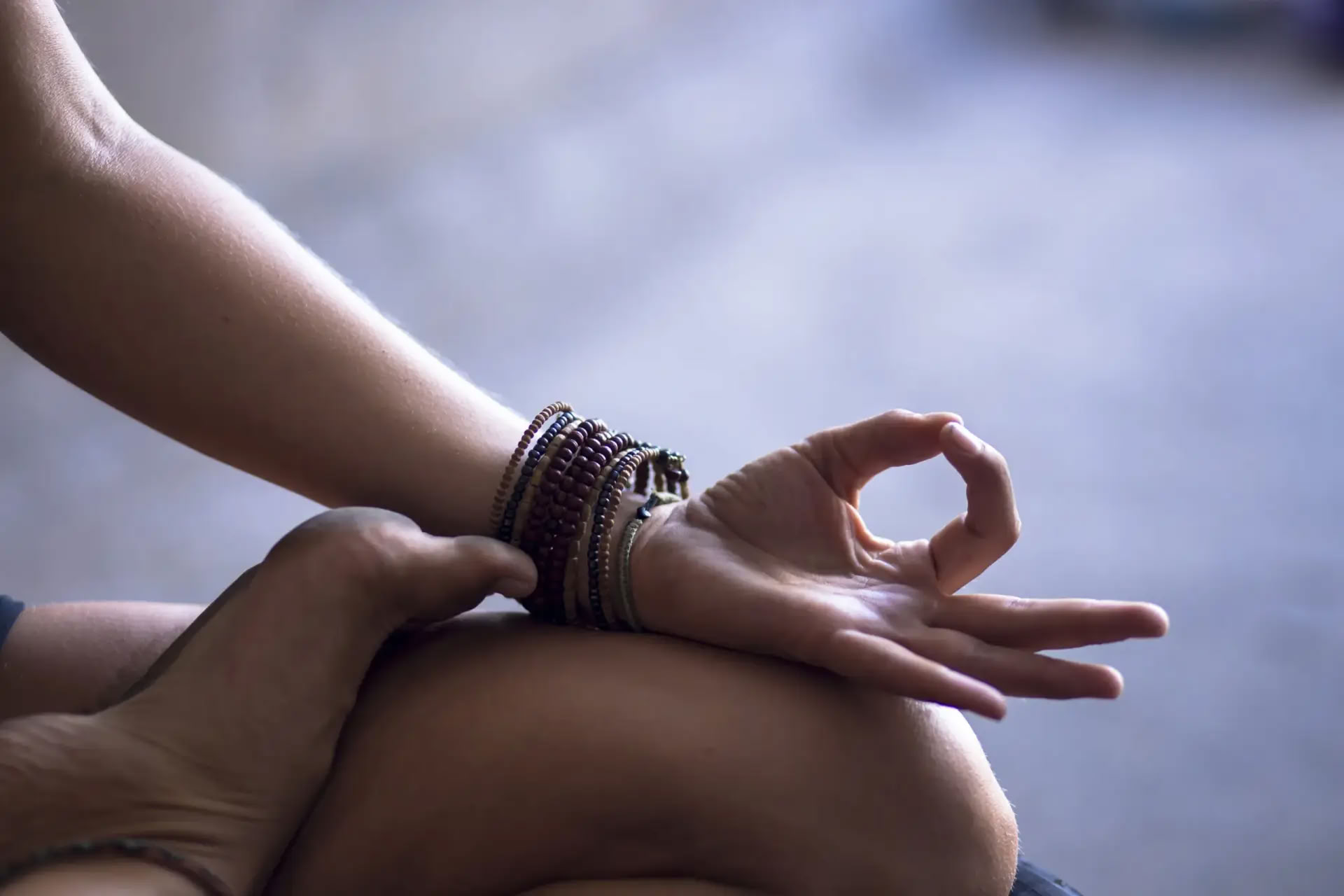 Cozy Winter Yoga Break: A Meeting with Yourself in the Pyrenees