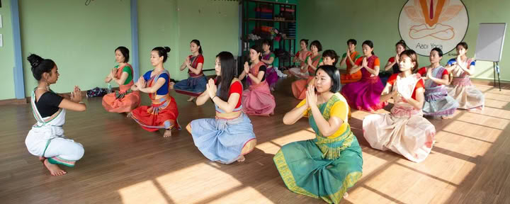 100-Hour Yoga Teacher Training in Rishikesh