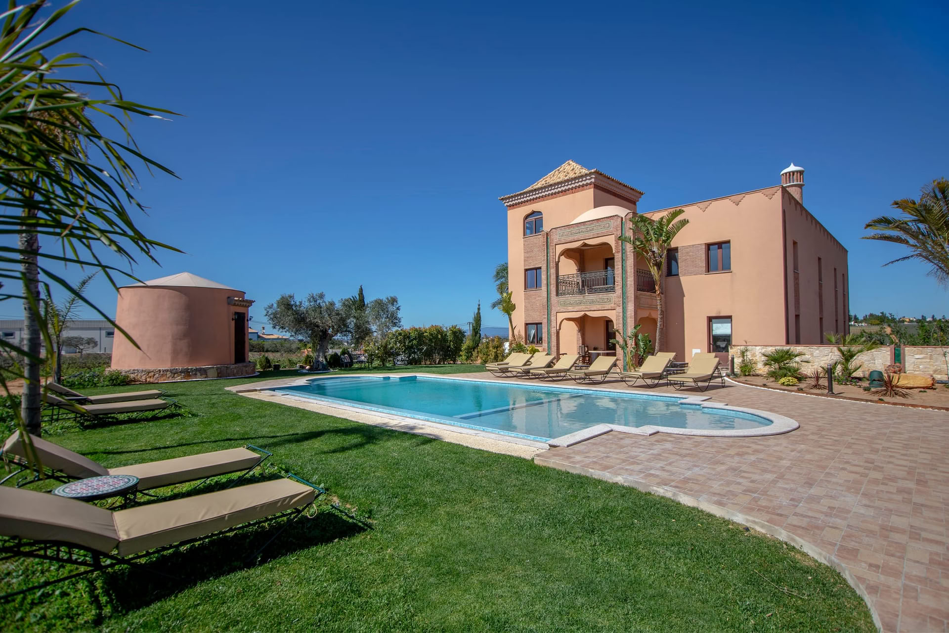 DEPRESSION ANXIETY & BURNOUT RETREAT | Algarve
