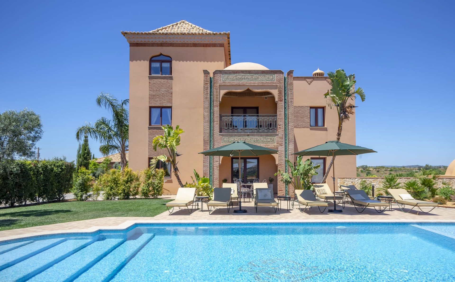 Beyond Meetings: Discover Al Karob Team Retreat