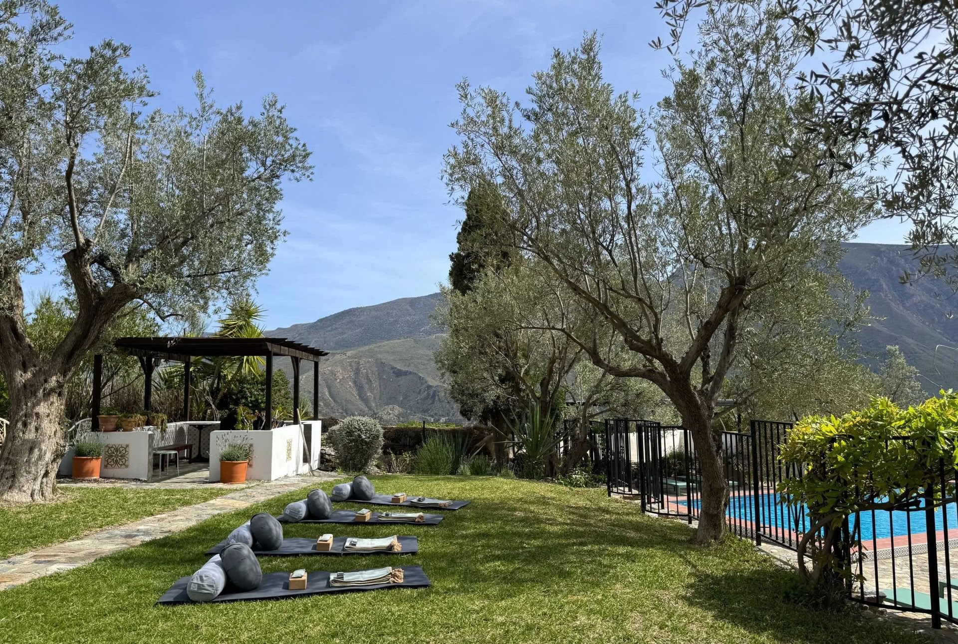 50hr Yin Yoga Course - October