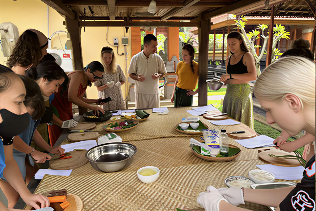 500 Hour Yoga Teacher Training – January 2027
