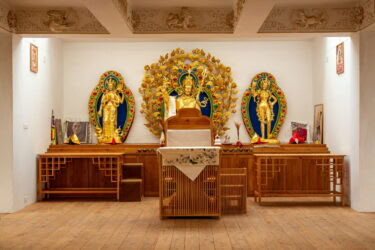 Longchen Nyingthik Ngöndro Retreat — Led by Khenpo Sonam Phuntsok and assisted by Tulku Ngawang