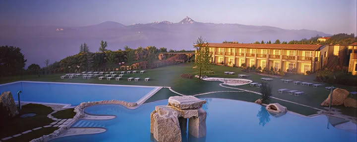 Divine Dolce Vita: Luxurious Yoga Retreat in the Heart of Tuscany
