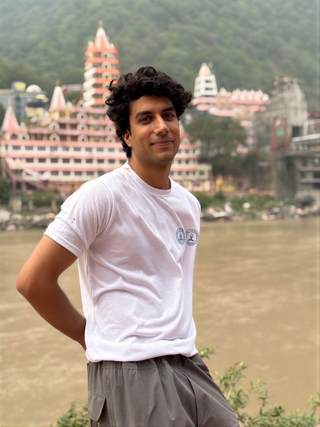 100 Hour Yoga Teacher Training in Rishikesh