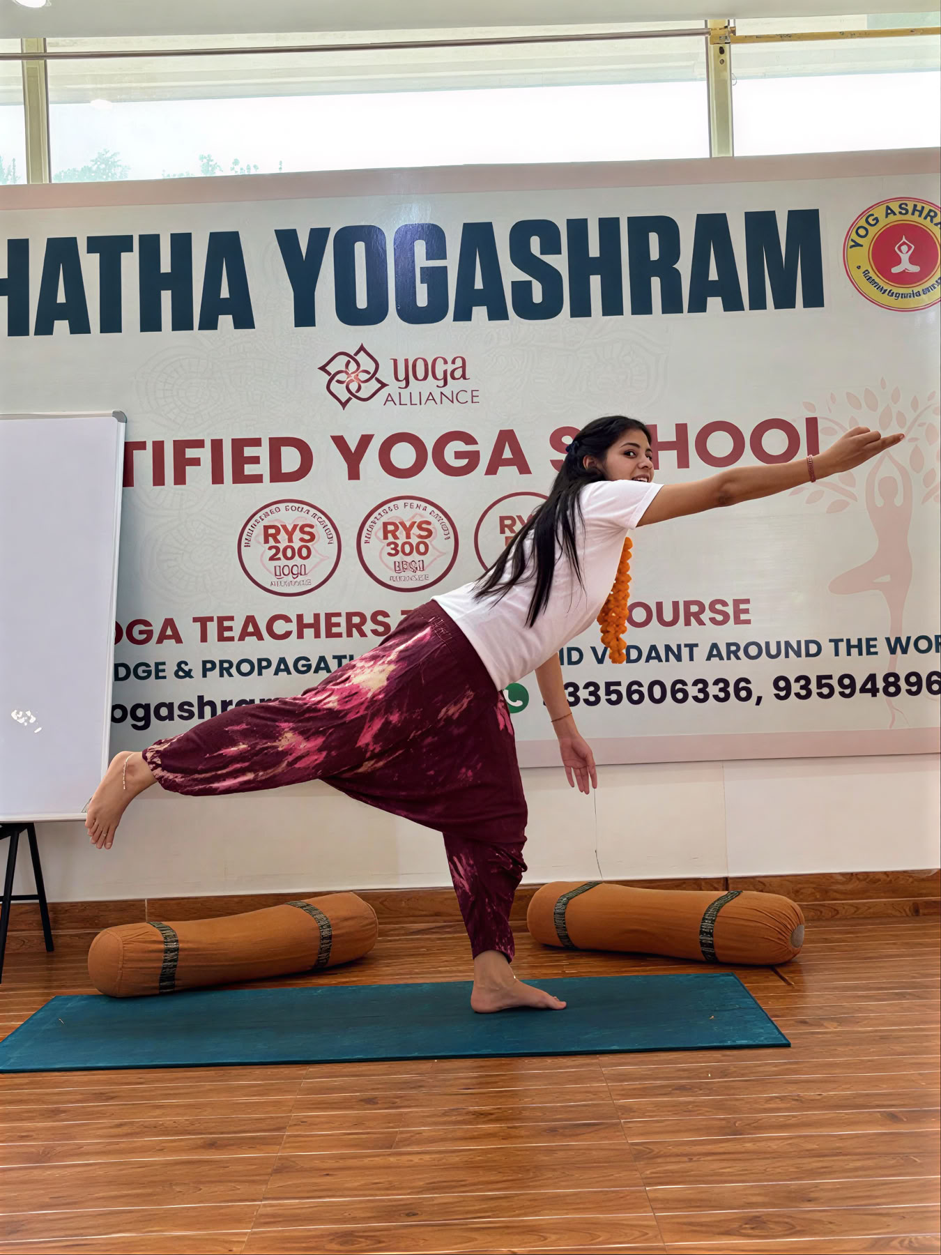 100 Hour Yoga Teacher Training in Rishikesh