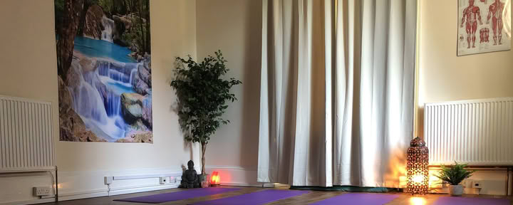MINI MORNING YOGA RETREAT — Holistic Essences