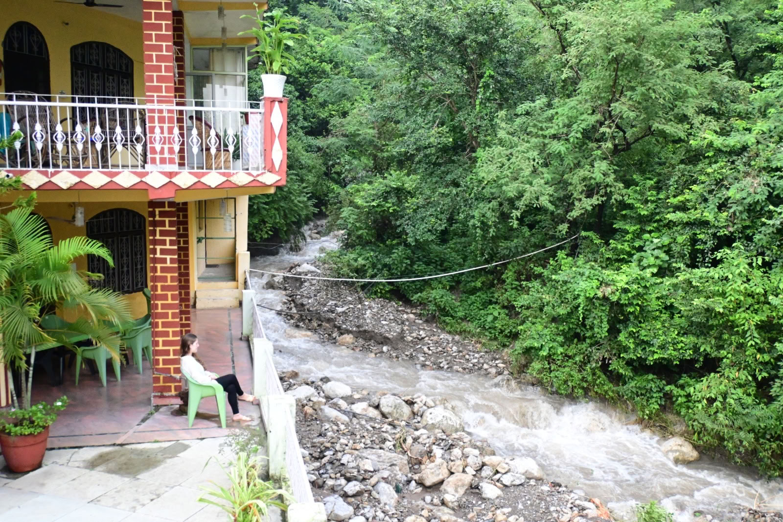 100 Hour Yoga Teacher Training in Rishikesh