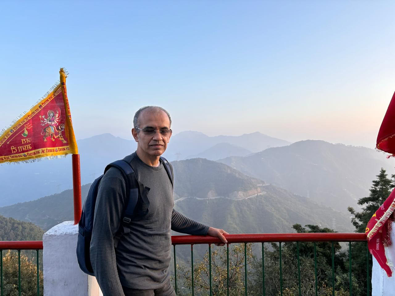 100 Hour Yoga Teacher Training in Rishikesh