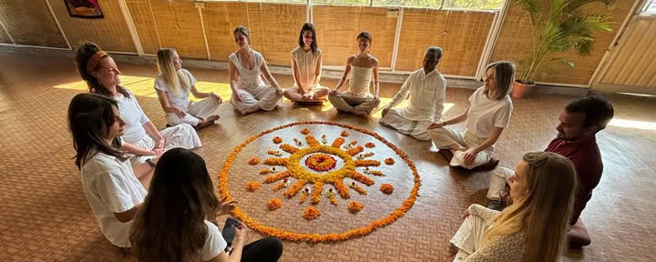 100 Hour Yoga Teacher Training in Rishikesh