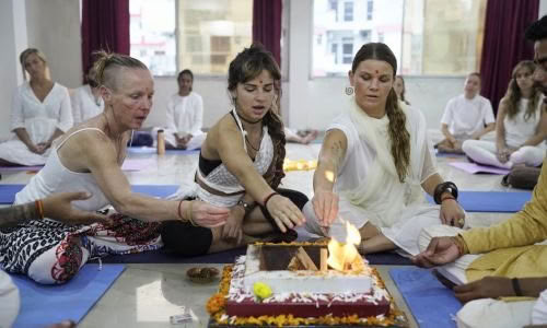 3 Days Yoga Retreat in Rishikesh, India