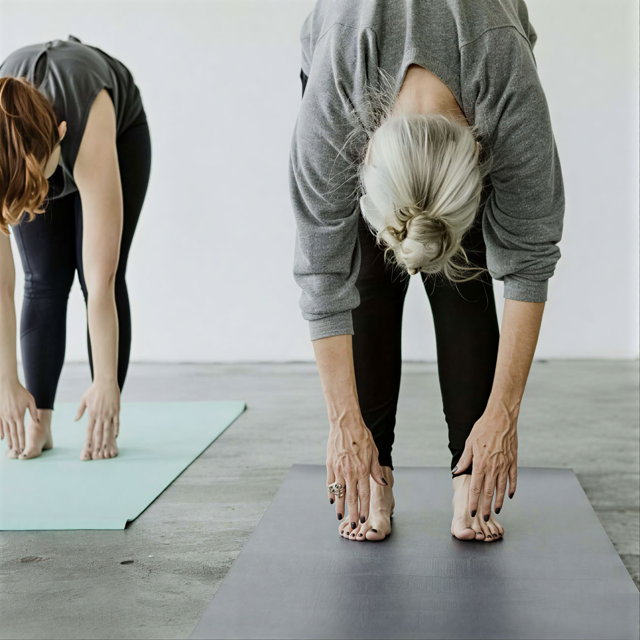 Gentle Yoga in Marrakech – Softness, Comfort & Well-Being for Women