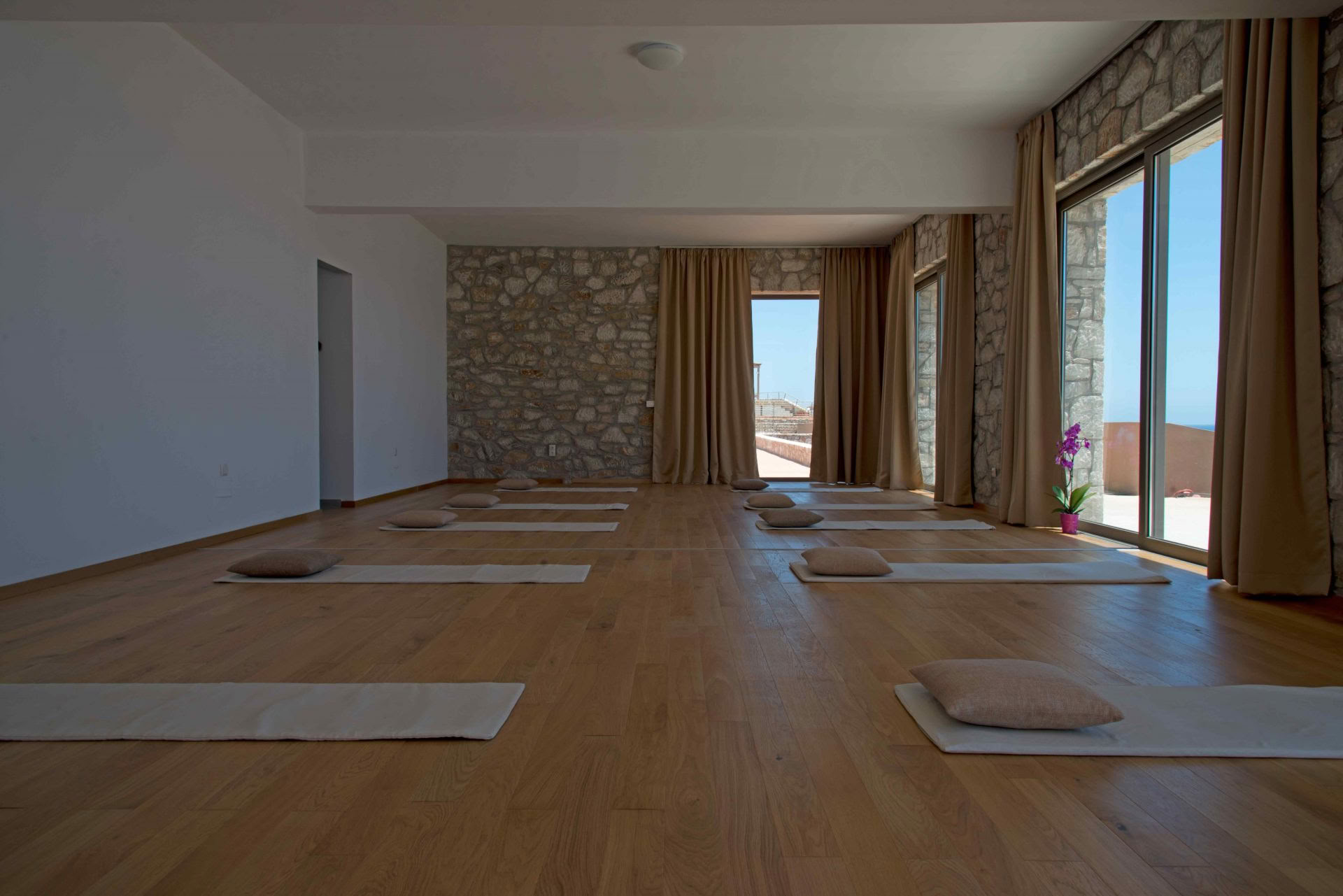 Yoga in Crete