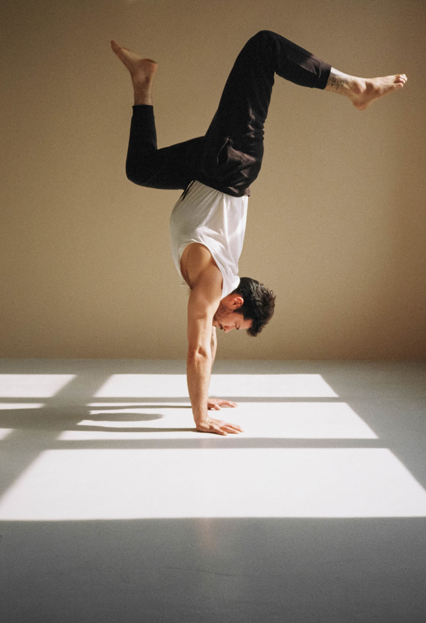 150H ADVANCED YOGA TEACHER TRAINING EXPAND & SHINE