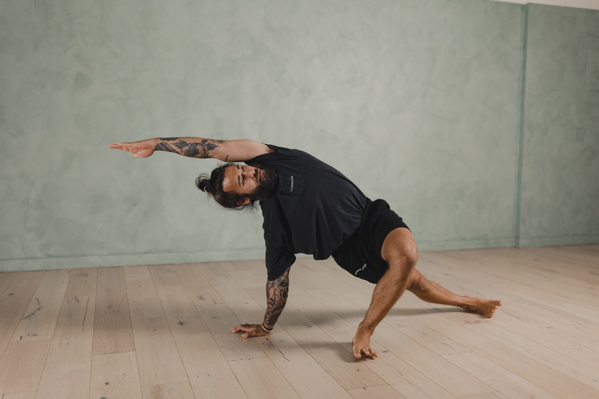150H ADVANCED YOGA TEACHER TRAINING EXPAND & SHINE