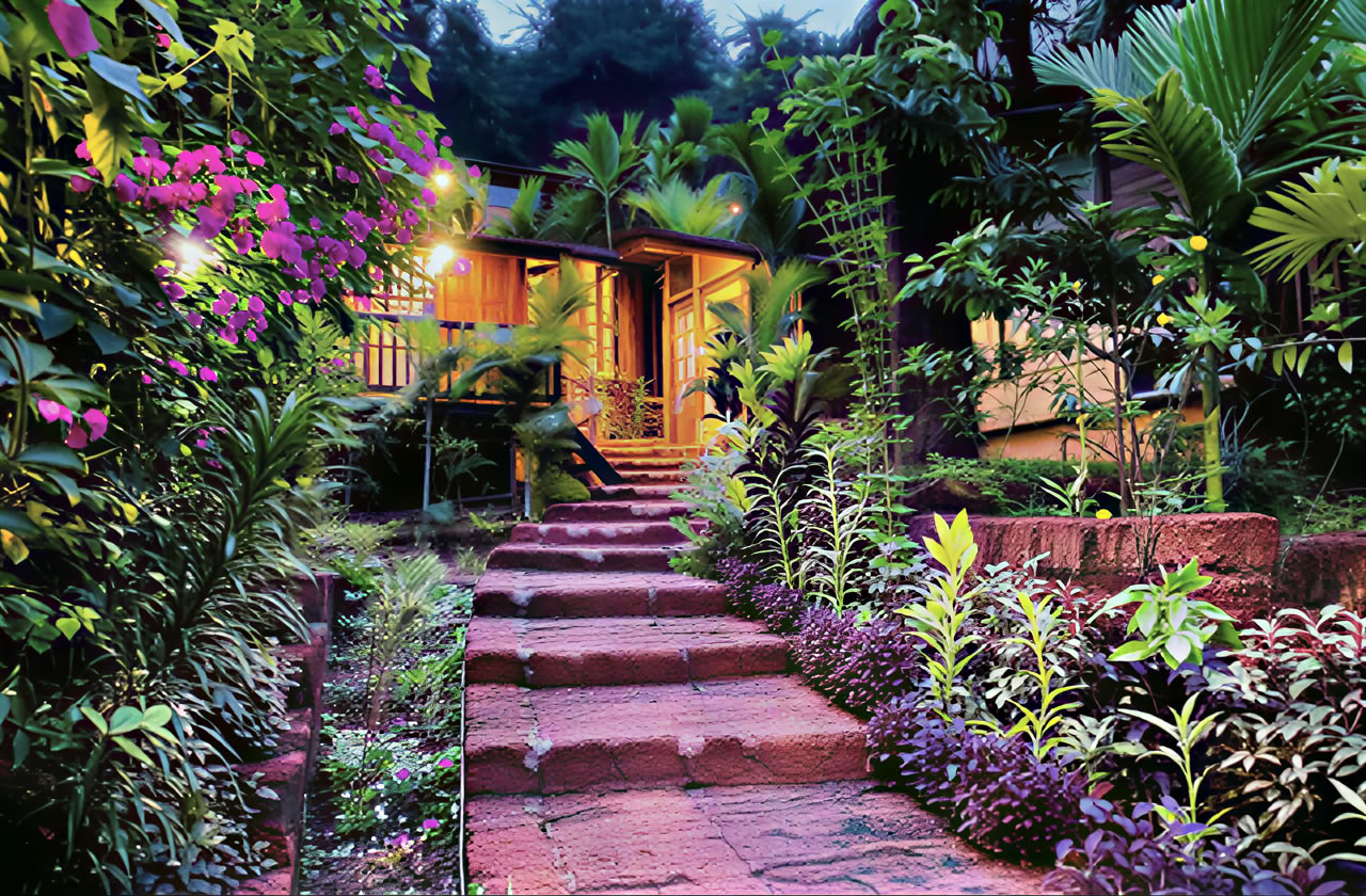 200-Hour Yoga Therapy Teacher Training