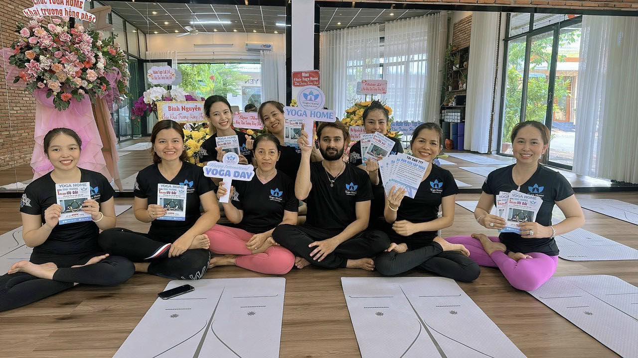 200 Hour Yoga Teacher Training In Yoga Home School