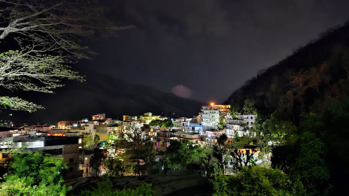 Ashram Stay in Rishikesh