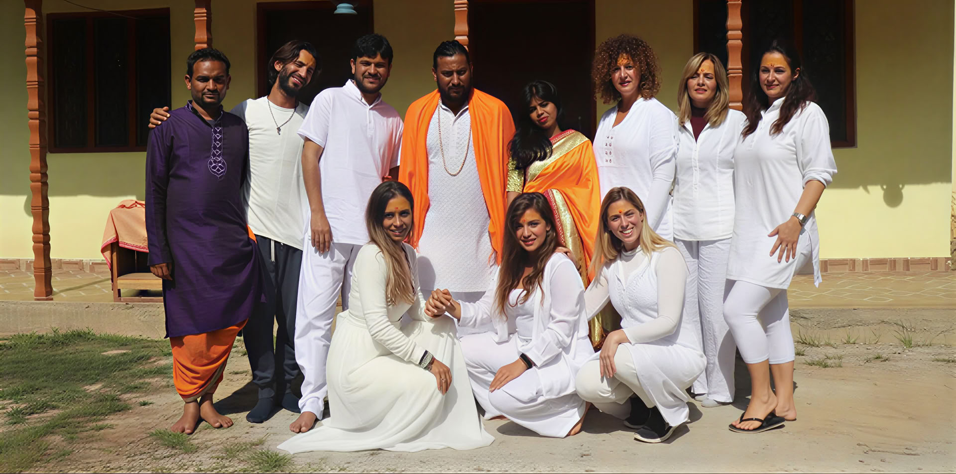 300 Hours Meditation Teacher Training in Rishikesh