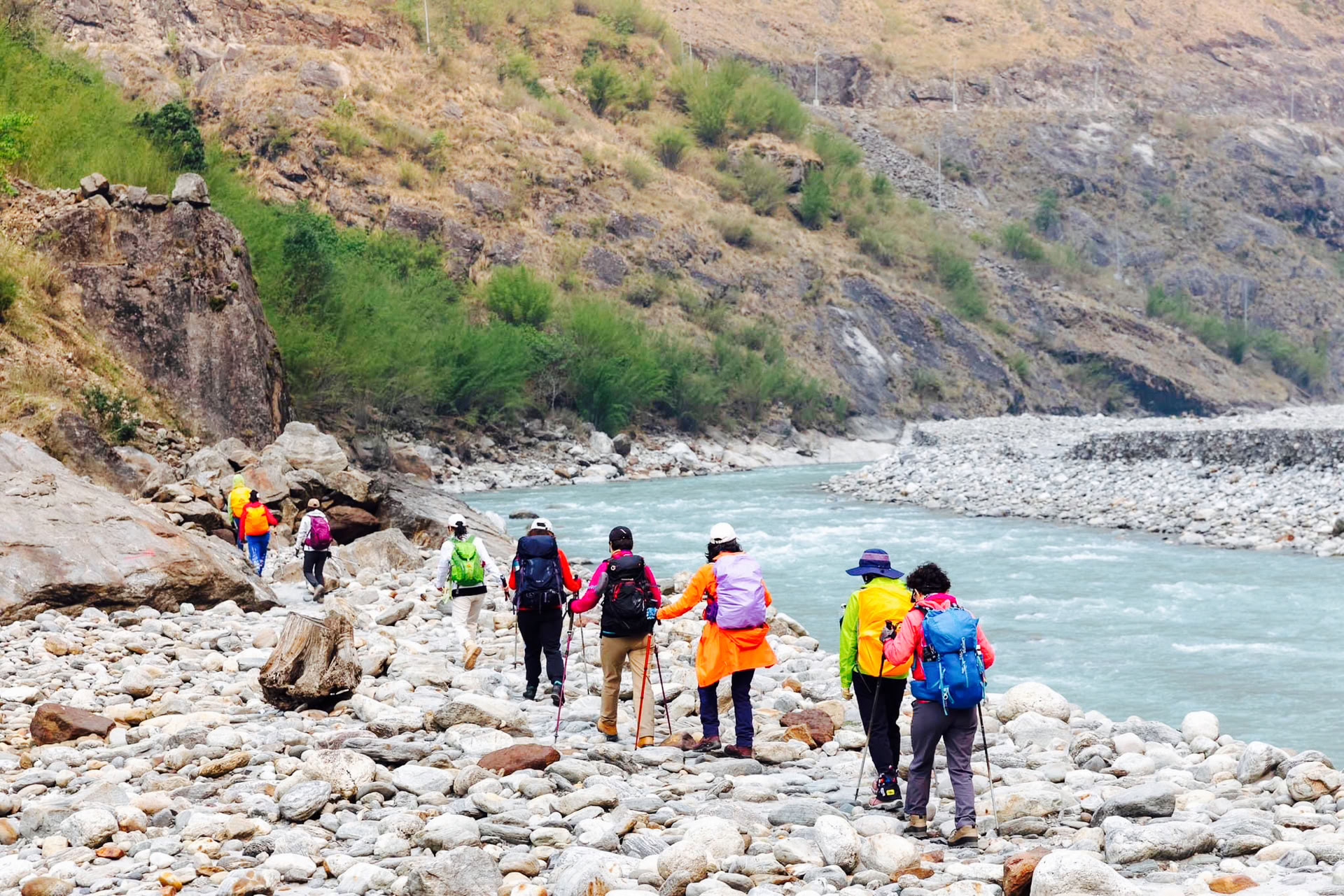 Annapurna circuit yoga trek with Tilicho lake