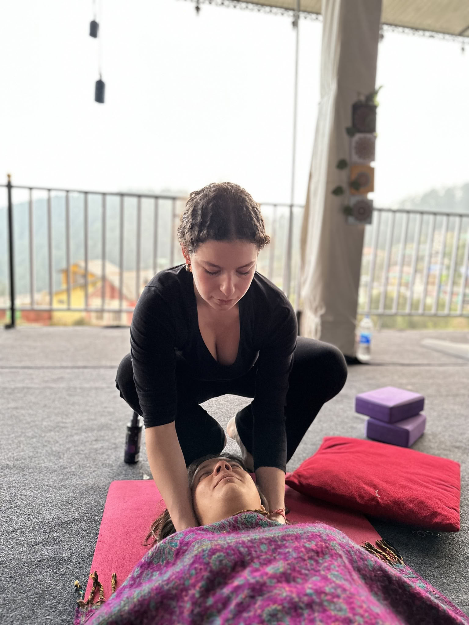 25 Days, 200 Hours so Shanti Yoga Teacher Training
