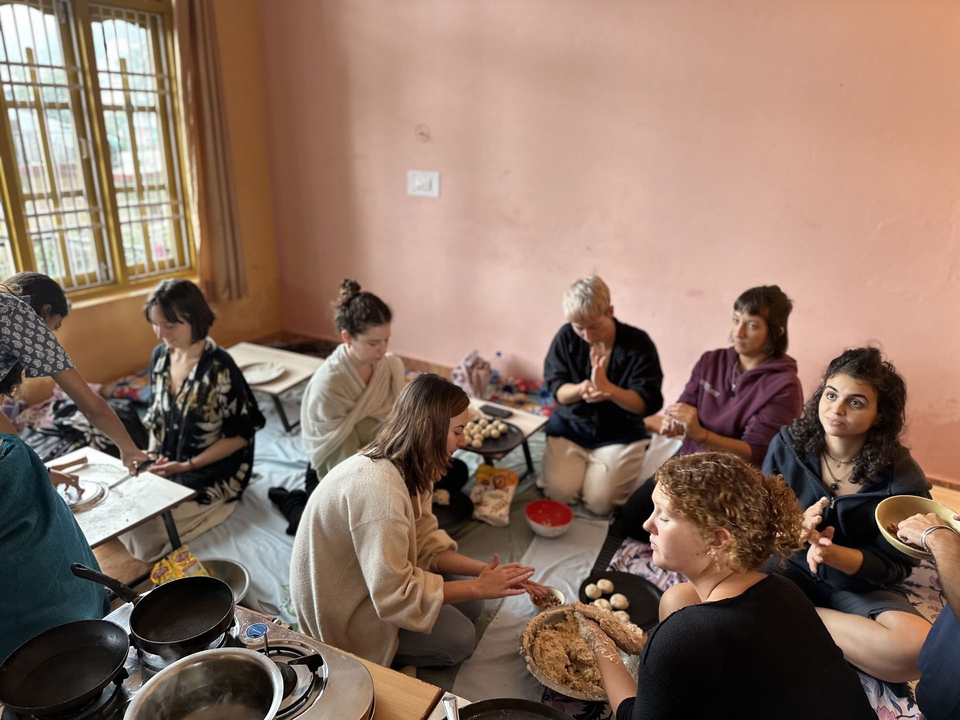 25 Days, 200 Hours so Shanti Yoga Teacher Training