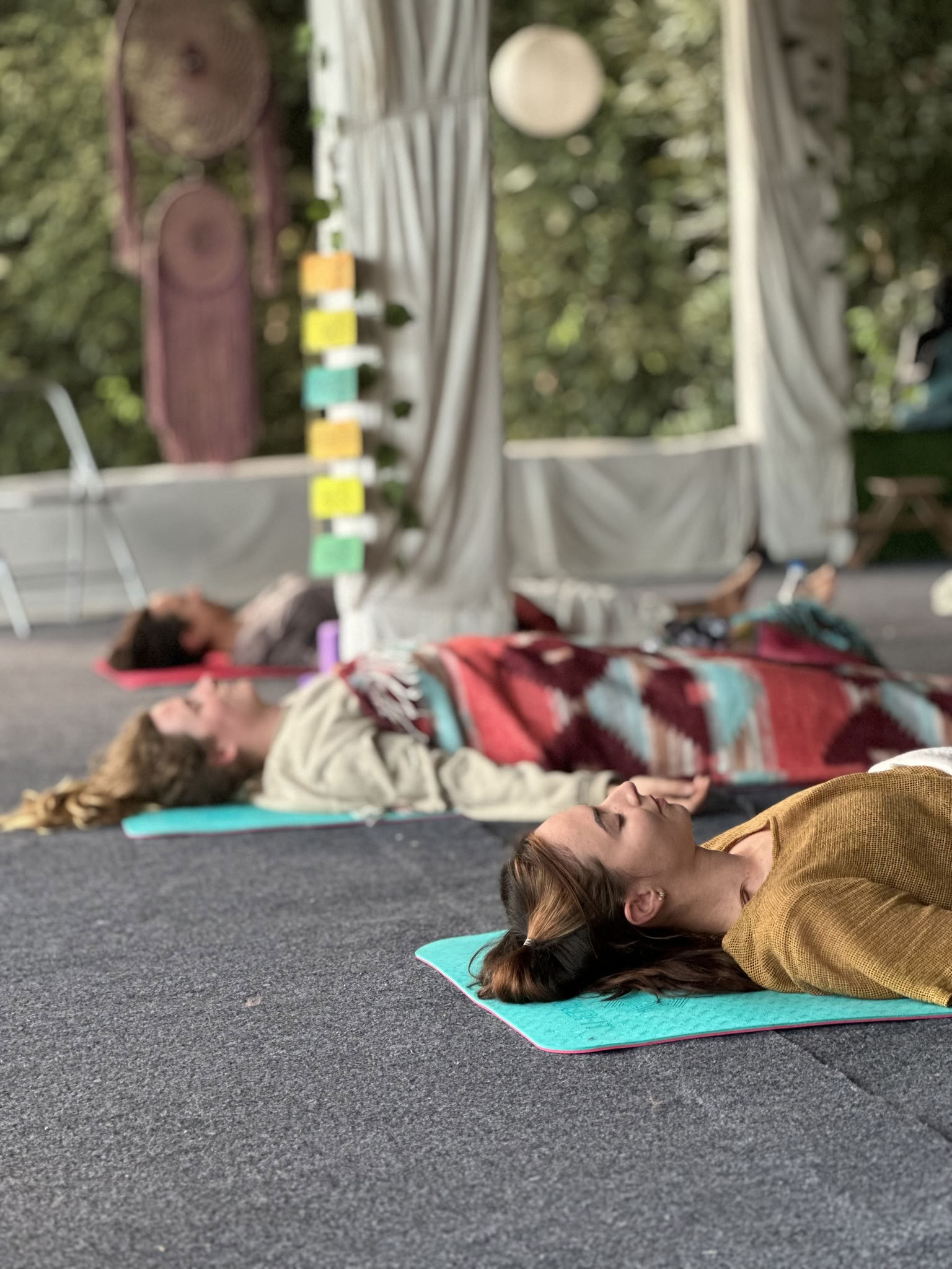 25 Days, 200 Hours so Shanti Yoga Teacher Training
