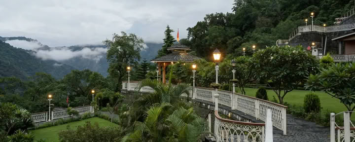 500 Hour Yoga Teacher Training in Rishikesh