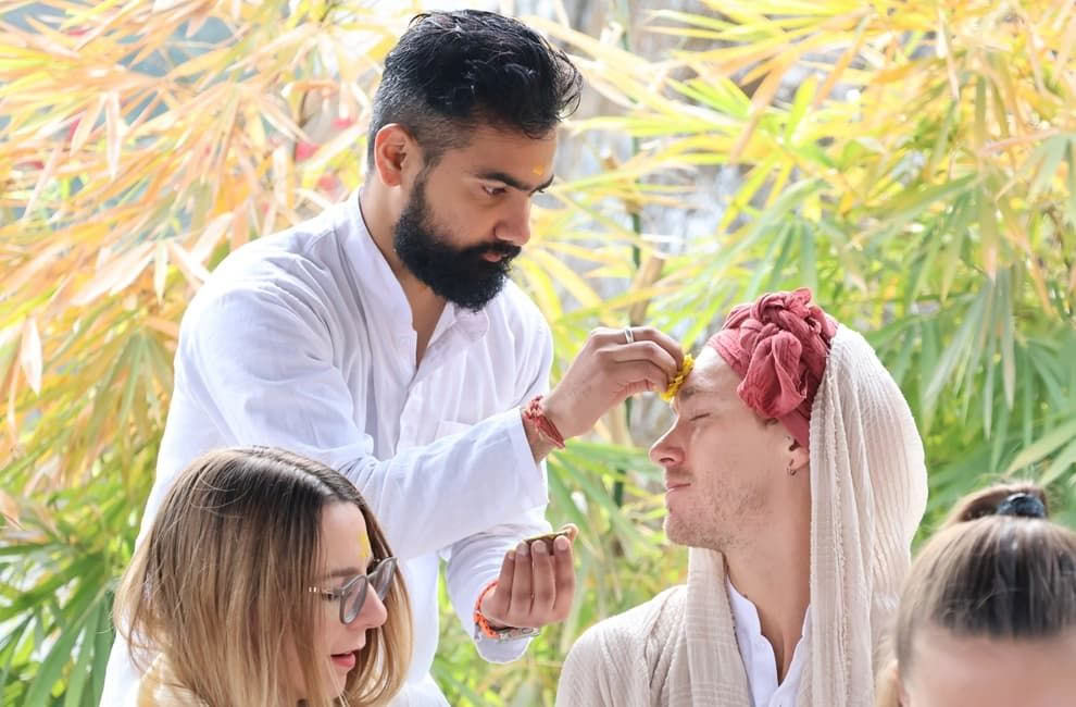 RYT 200 Hour Yoga Teacher Training in Rishikesh, India