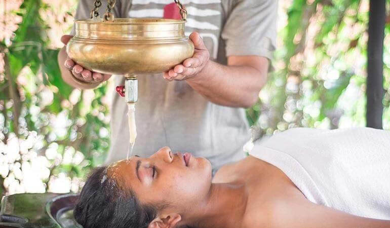 Full-Body Detoxification (Panchakarma) in Rishikesh