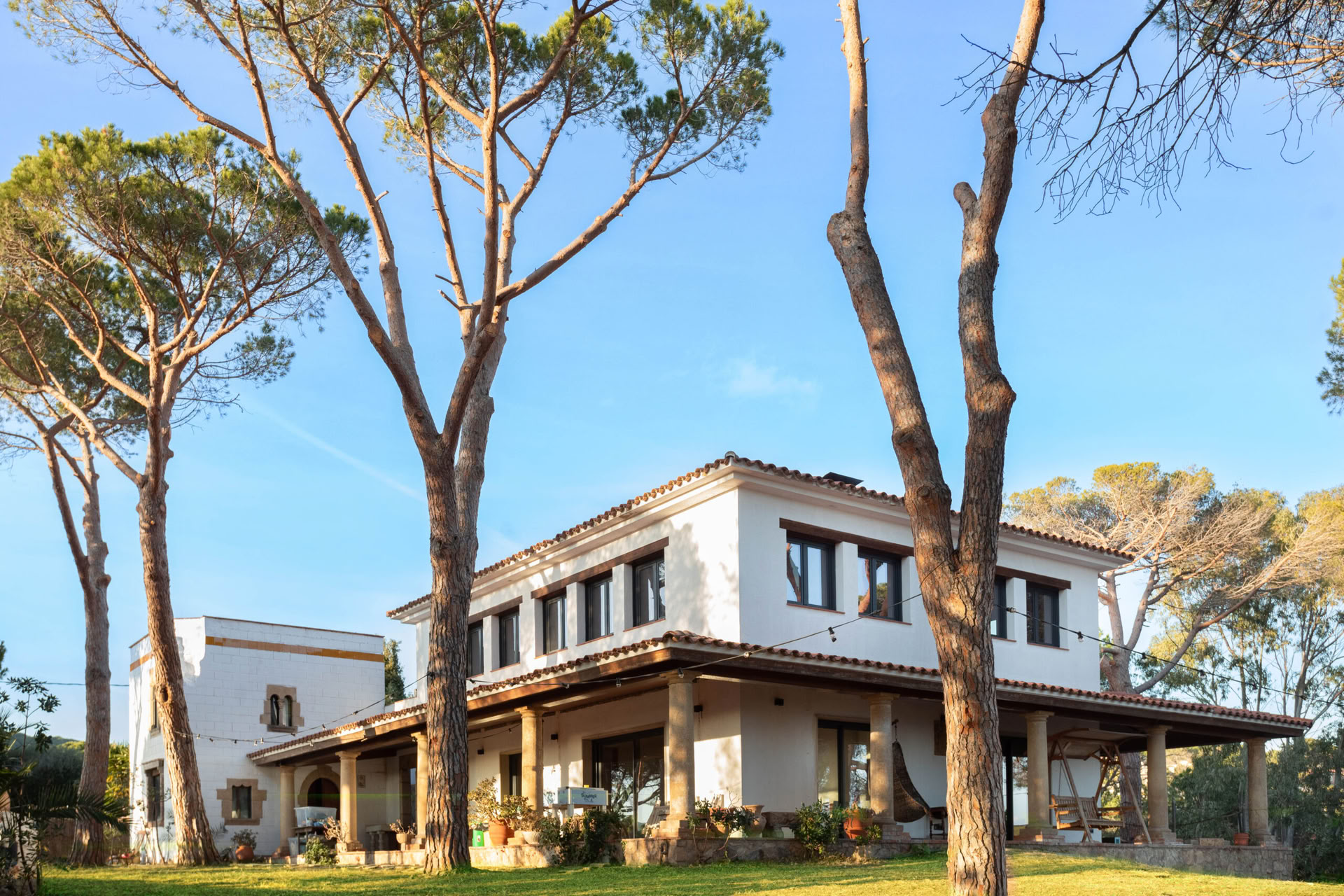 7 Day Pilates, Yin Yoga, Hike & Cultural Adventure near Barcelona, Spain