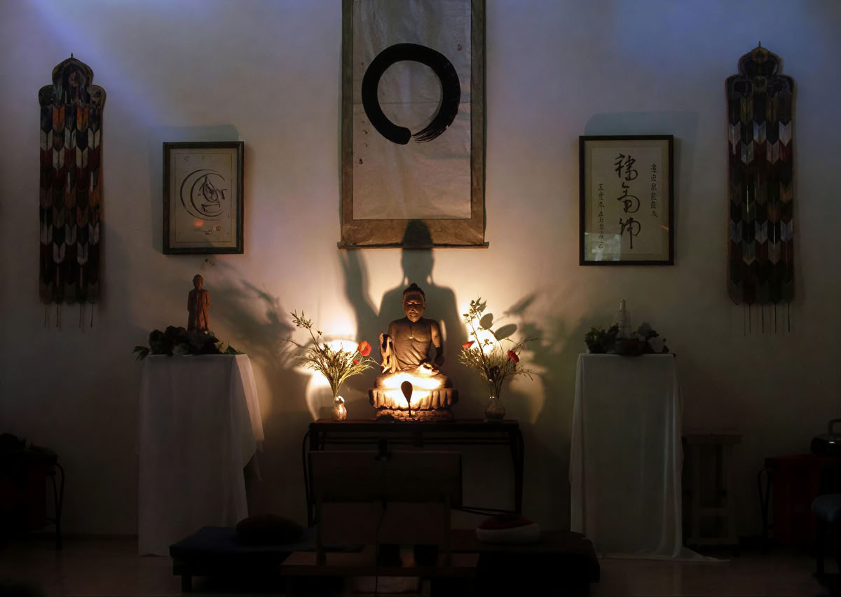 At Peace With Ourselves: An Insight Meditation Retreat