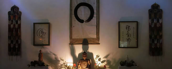 At Peace With Ourselves: An Insight Meditation Retreat