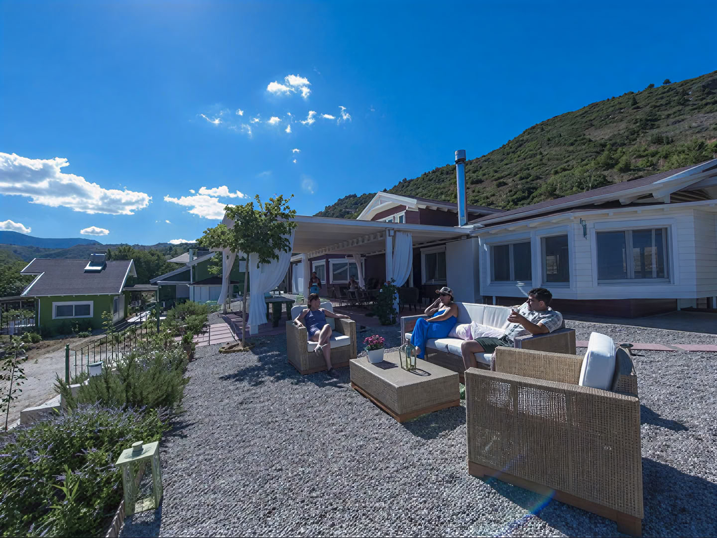 Lifeline® 6day Experiential Retreat,