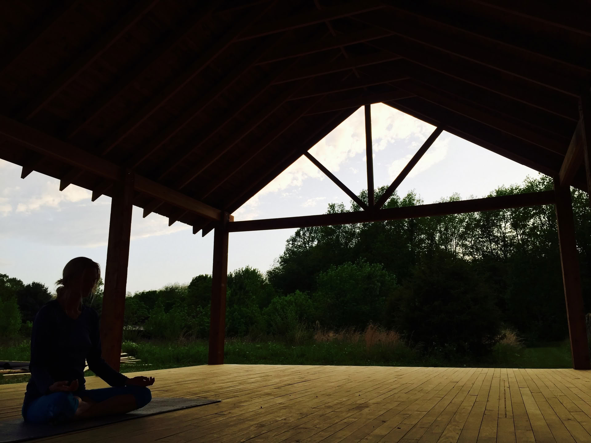 ALLIOM FALL EQUINOX YOGA 2026 — Sugar Creek Retreat