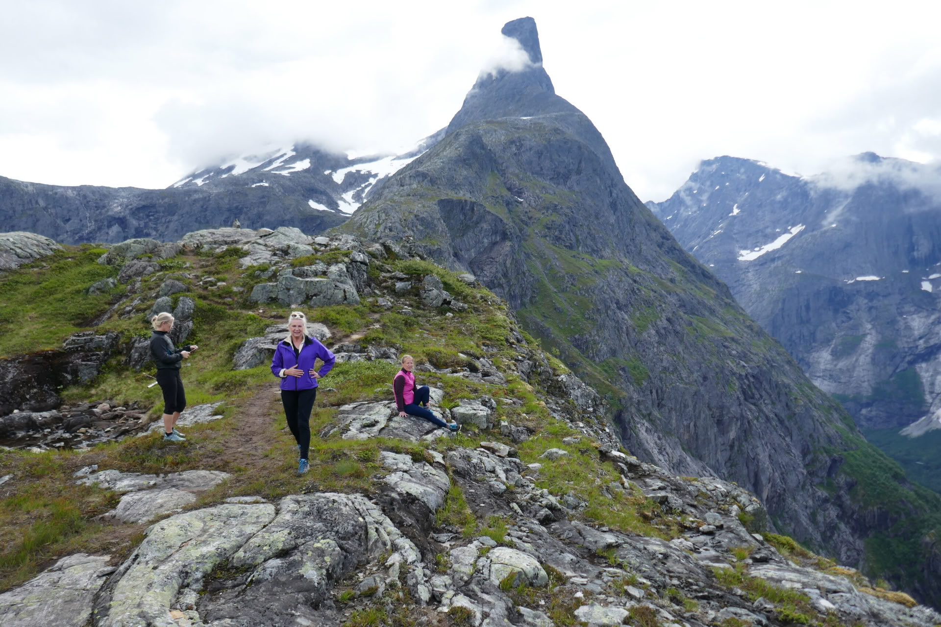 All-Woman Hiking Retreat in Spectacular Norway-7 days