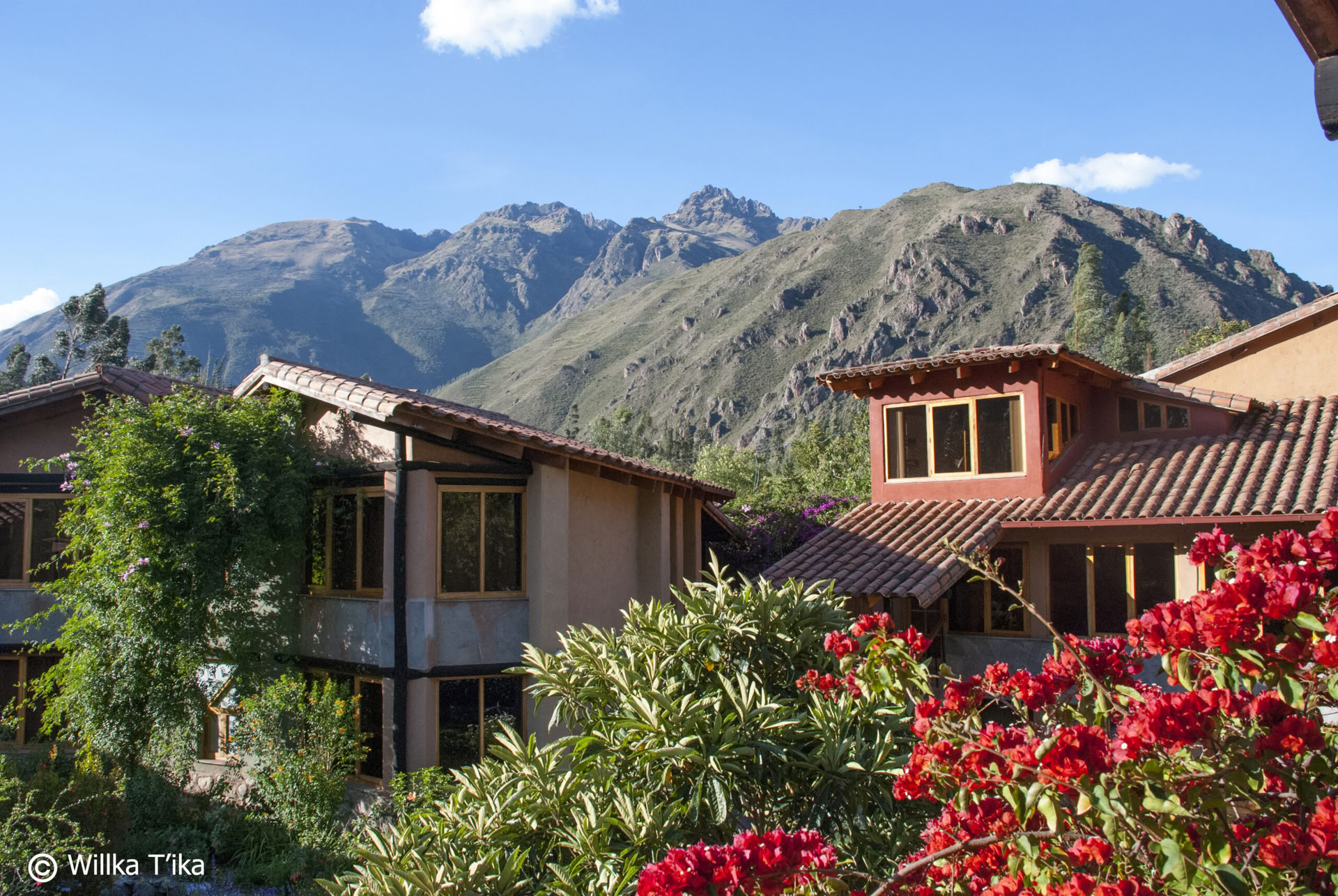 Peru Yoga Retreat, Hiking Machu Picchu & Rainbow Mountains