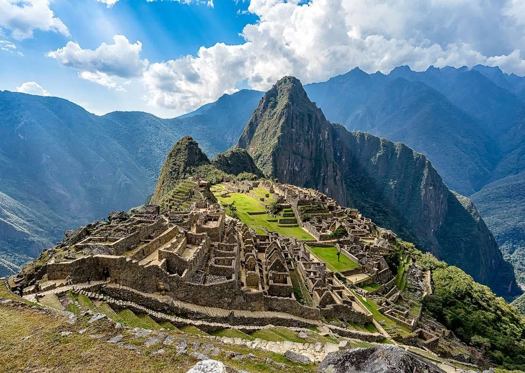 Peru Yoga Retreat, Hiking Machu Picchu & Rainbow Mountains