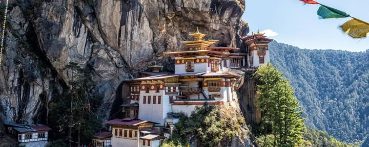 Spiritual Yoga Retreat & Trekking in Bhutan in 2027