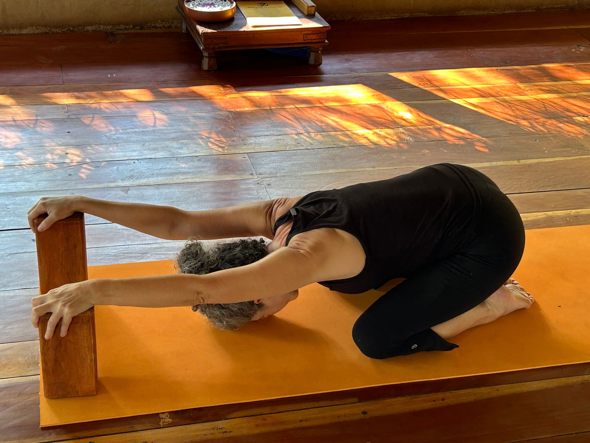 Georgia Marnham - Iyengar Yoga