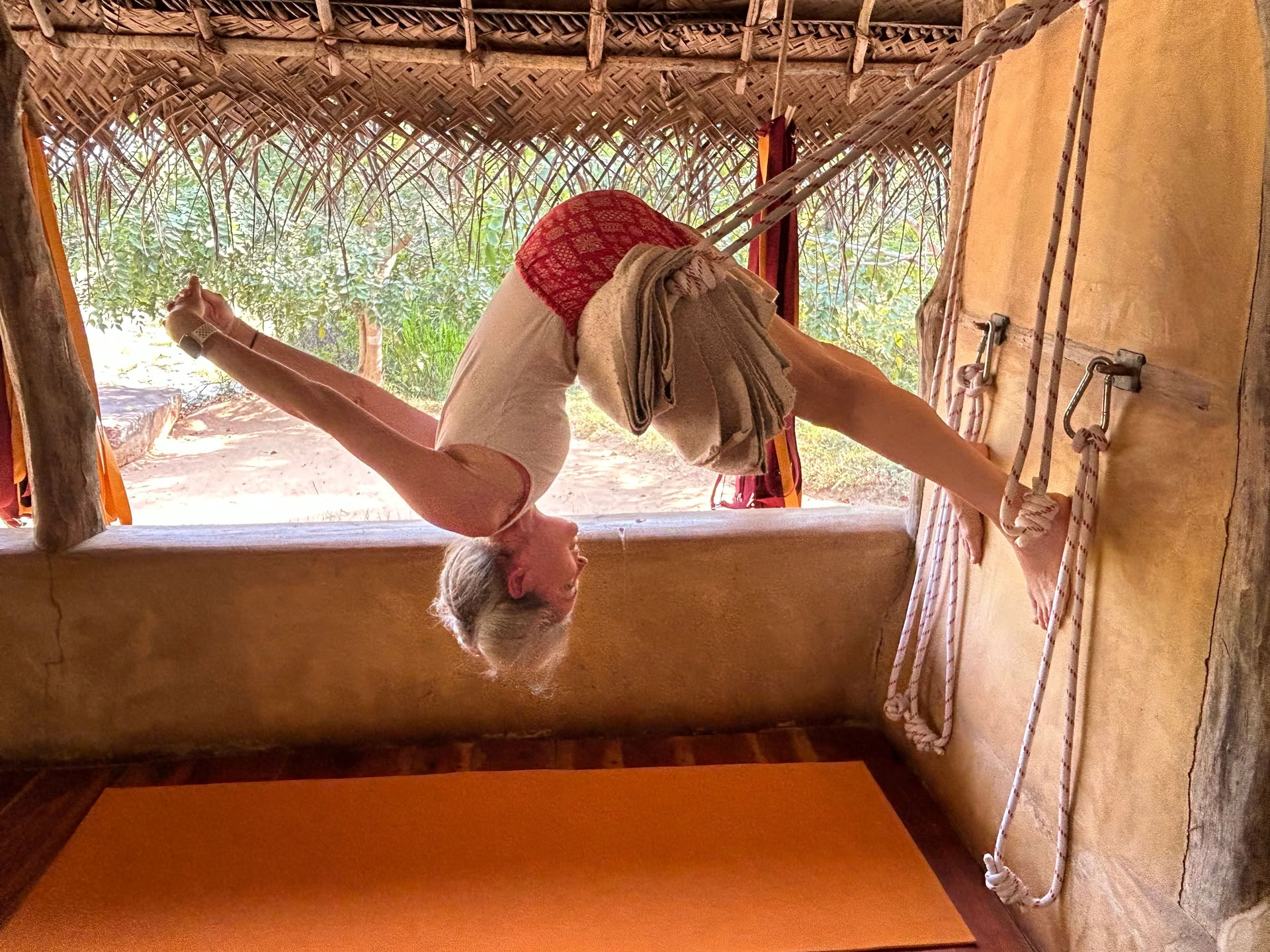 Georgia Marnham - Iyengar Yoga