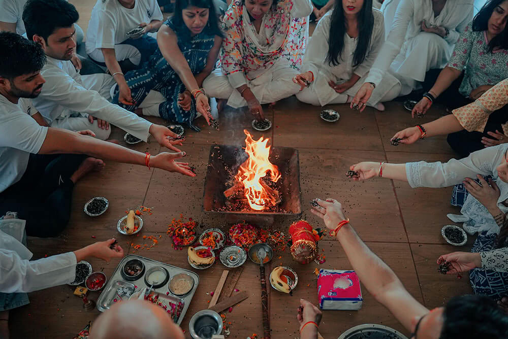 300 Hour Yoga Teacher Training in Rishikesh – 1st Oct to 28th Oct 2026