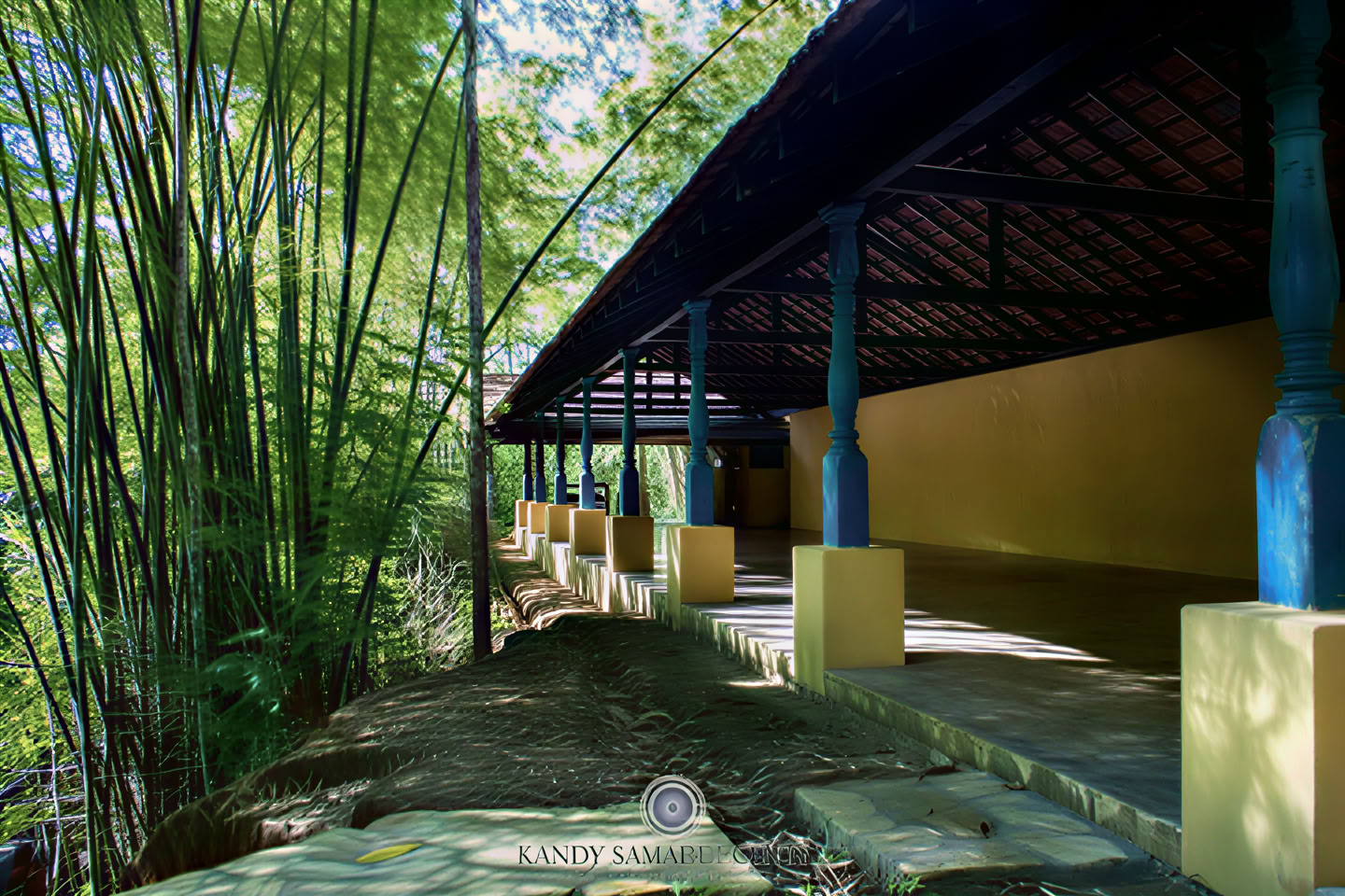 Narampanawa Temple and Hindu Temple Tour (3Km)