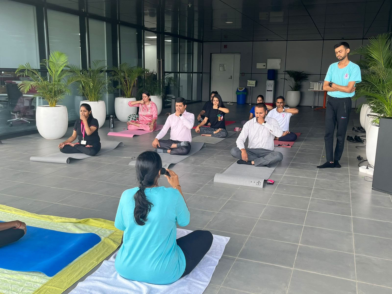 AYK Morning Yoga Class (7 AM - 8 AM)