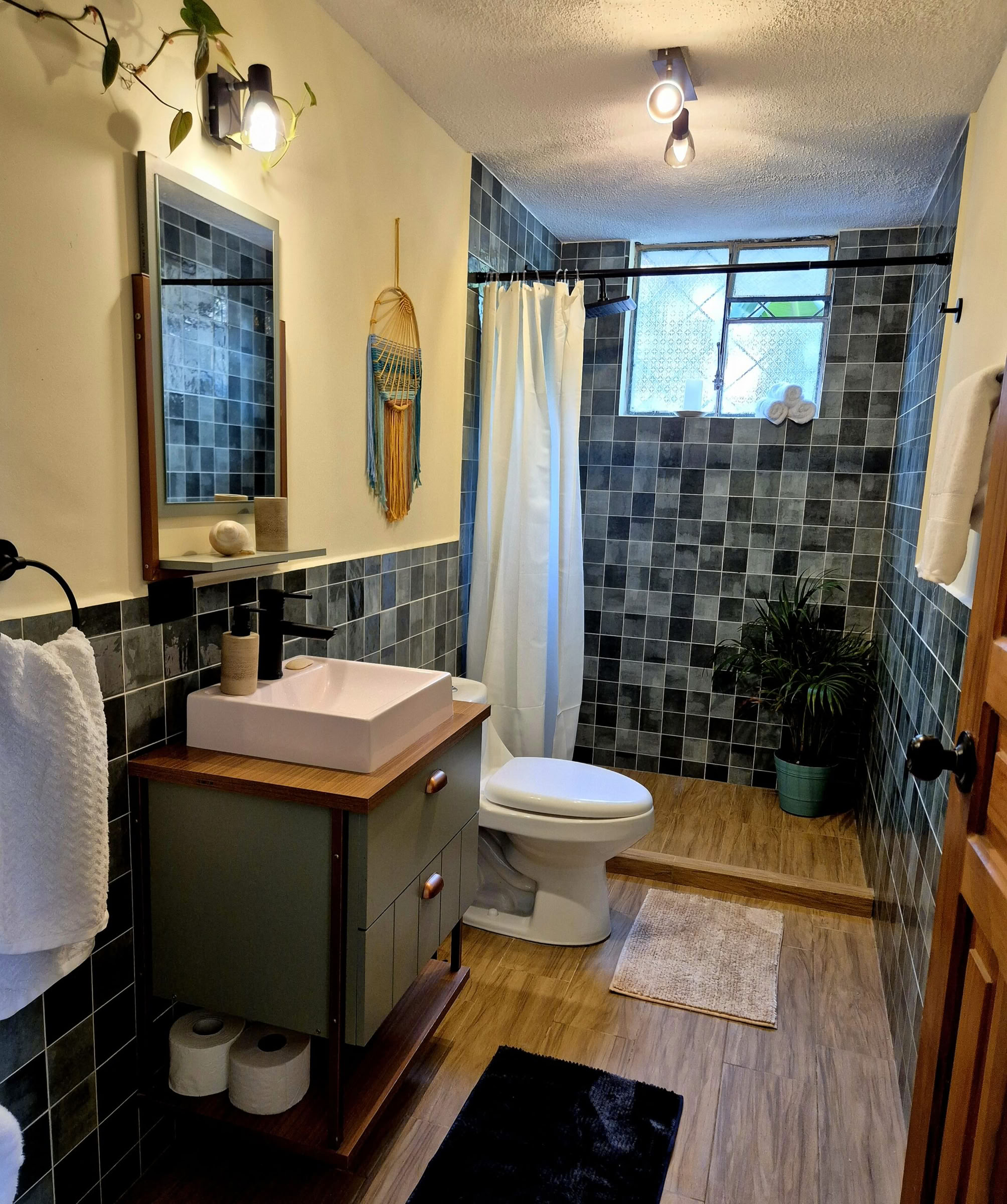 7-Night Retreat