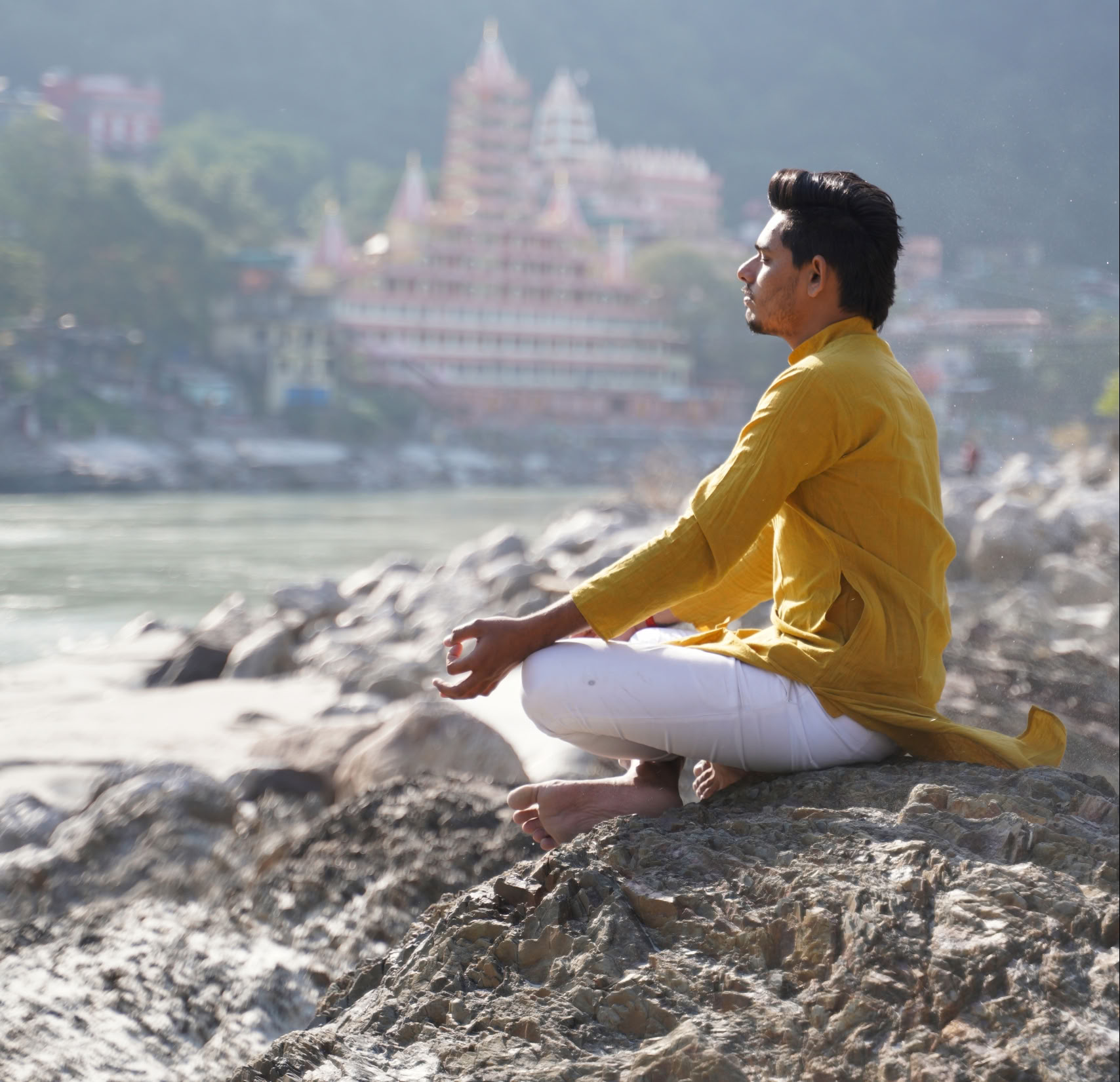 Sound Healing Immersion: Harmonize Mind, Body, and Spirit