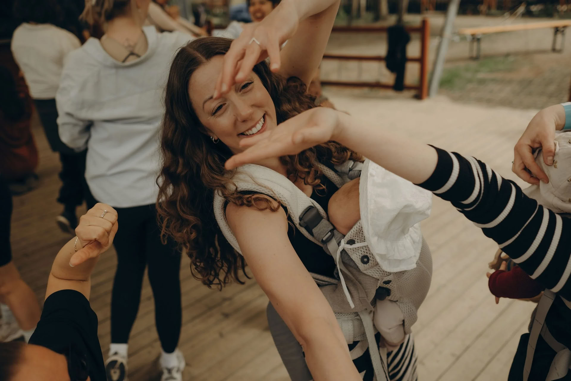 Mum & Baby Dance & Yoga & Creative